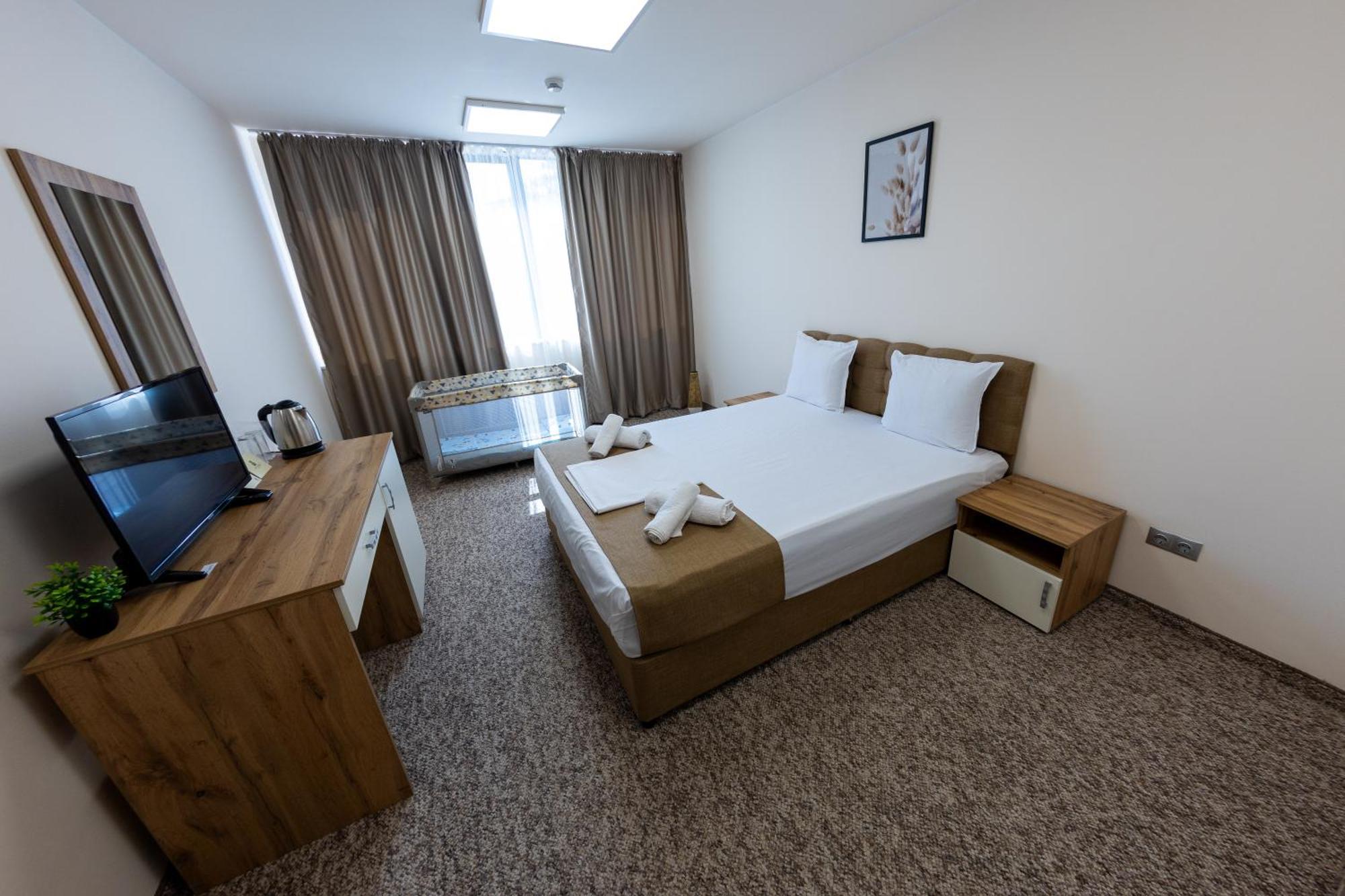 City Plaza Botevgrad Kültér fotó