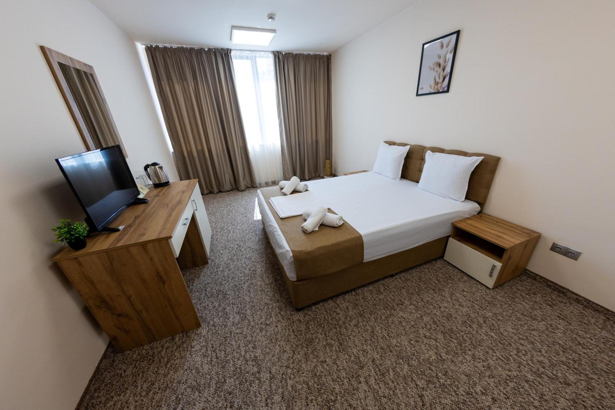 City Plaza Botevgrad Kültér fotó