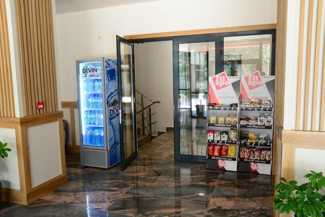 City Plaza Botevgrad Kültér fotó